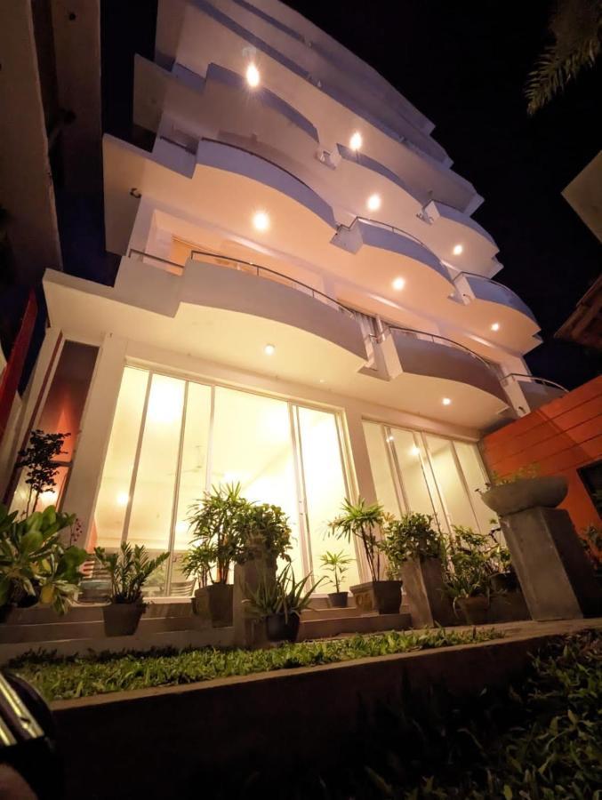 Hotel Marine At Negombo Beach Exterior foto